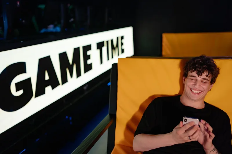 How a Dumb Meme Became a $10 Million Game: The Chaotic Science of Viral Gaming Trends